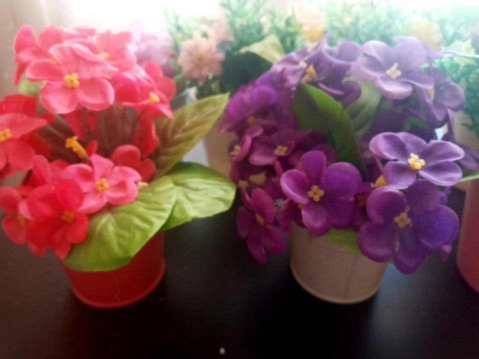 7 Adet Ufak Yapay Çiçekler + Saksı - Görsel 2