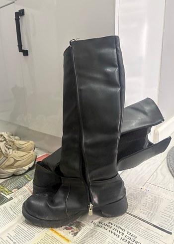 Kadın Siyah Parlak Deri Dizüstü Biker Çizme - Görsel 3