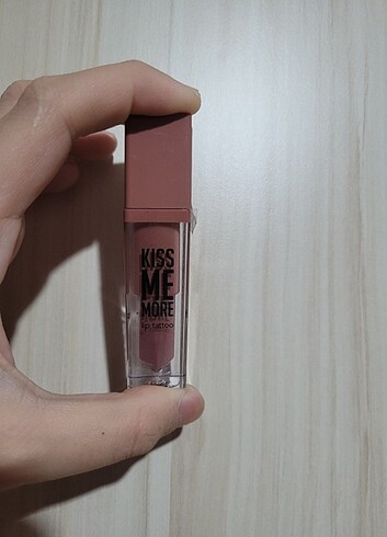 Flormar kiss me more