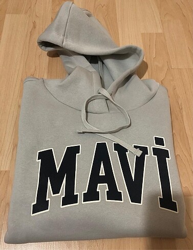 Mavi sweatshirt
