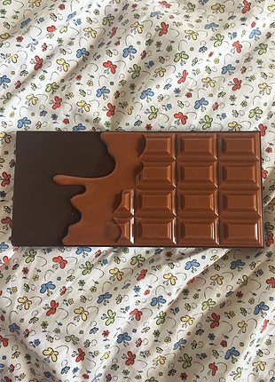 I heart makeup salted caramel far paleti