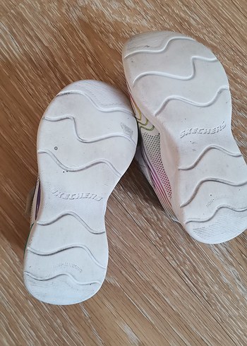 Skechers Kız Çocuk Skechers Renkli Bağcıksız Spor Ayakkabı