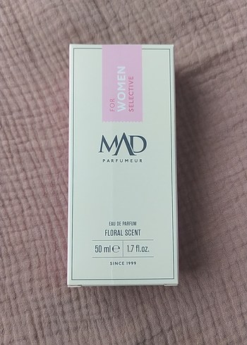 MAD Kadın Parfümü 50 ml Floral Kokulu V-106