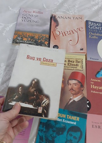 13 adet Çeşitli Edebiyat ve Duygusal Kitaplar - Görsel 7