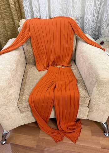 Kadın Turuncu Örgü Mini Triko Kazak pantolon takım - Görsel 4