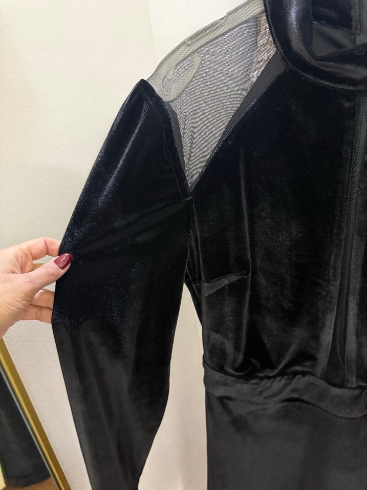 Siyah Uzun Kadife Kadın Kaban - Görsel 4