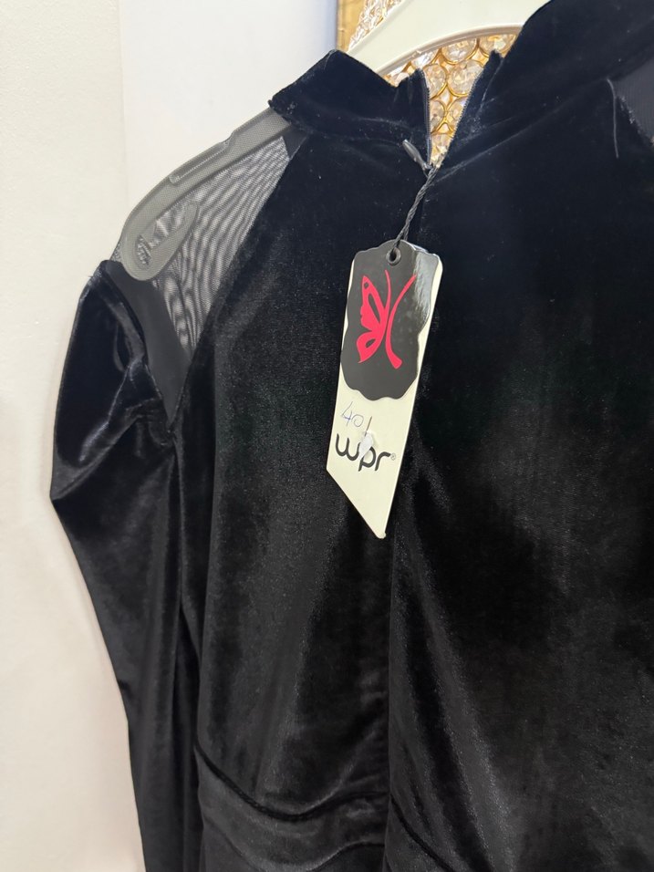 Siyah Uzun Kadife Kadın Kaban - Görsel 3