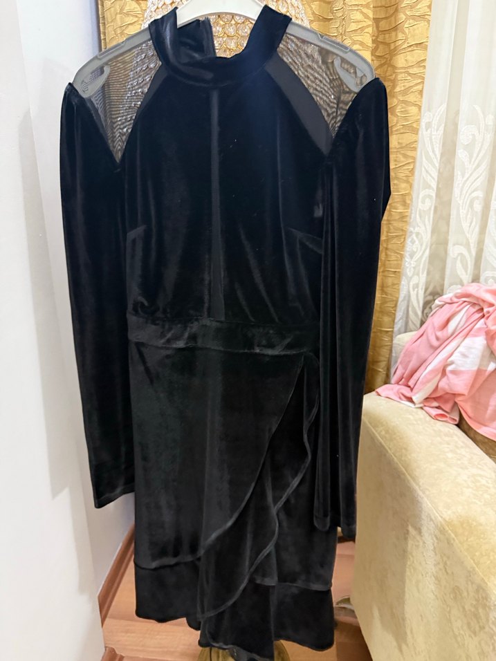 Siyah Uzun Kadife Kadın Kaban - Görsel 5