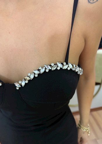 Siyah ip askılı taşlı Uzun Gösterişli Elbise - Görsel 2