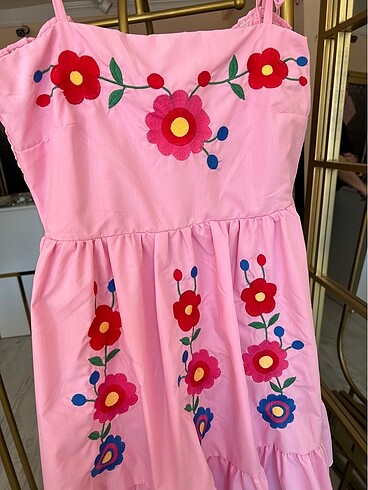 Diğer L ve XL çiçekli elbise