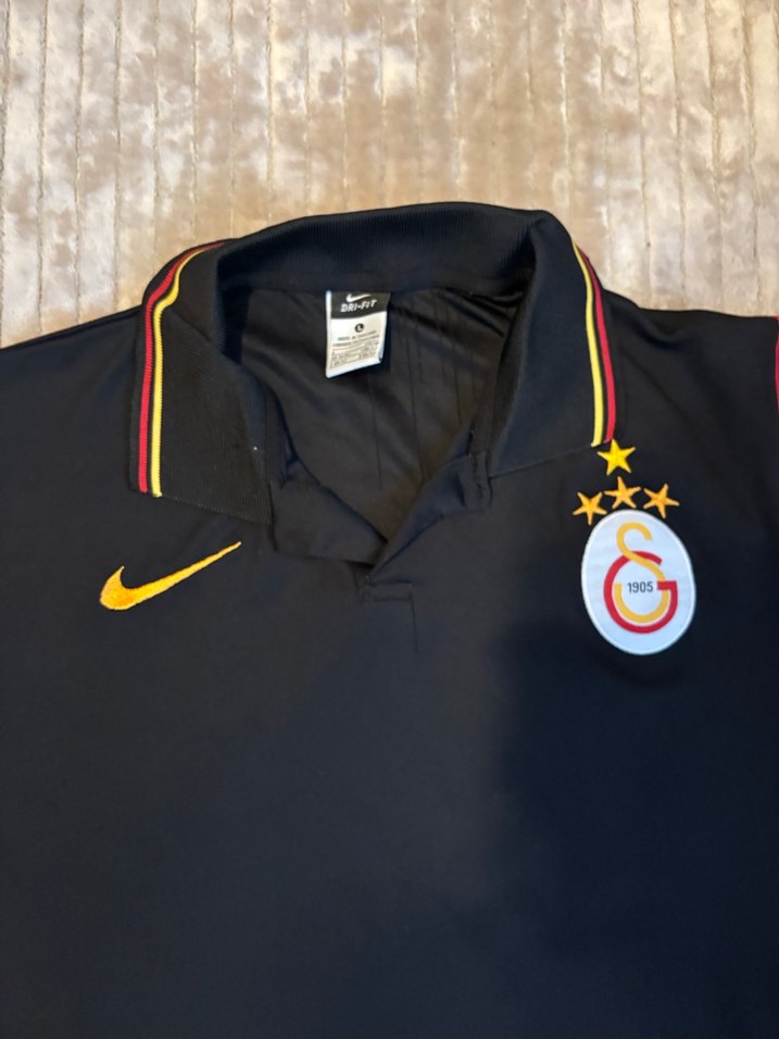 Galatasaray Siyah Kısa Kollu Polo Forma - Görsel 3