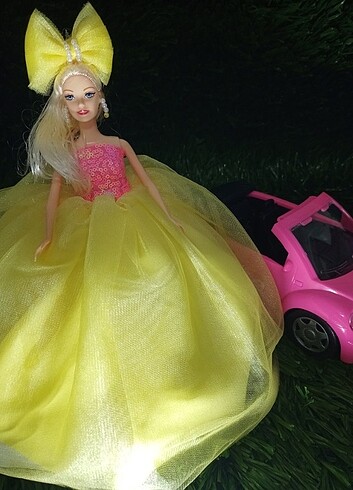 Barbie bebek