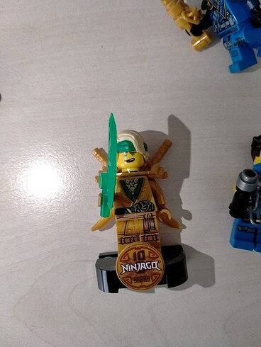 Lego Ninjago Legacy Golden Lloyd