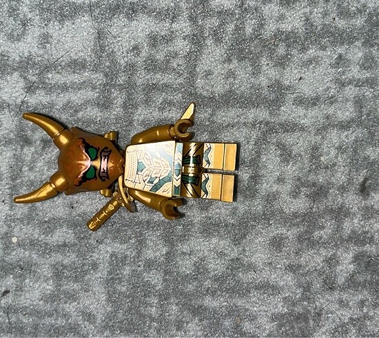 Diğer Lego Ninjago Oni Lloyd