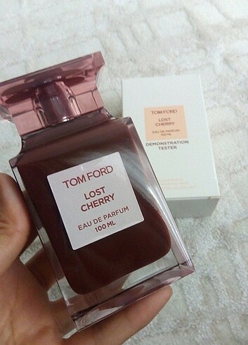 TOM FORD LOST CHERRY 