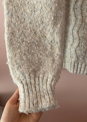 Bej Yüksek Yakalı Örgü Kadın Kazak - Görsel 3