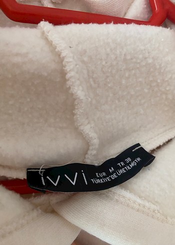 Kadın Beyaz Kapüşonlu Sweatshirt - Görsel 3