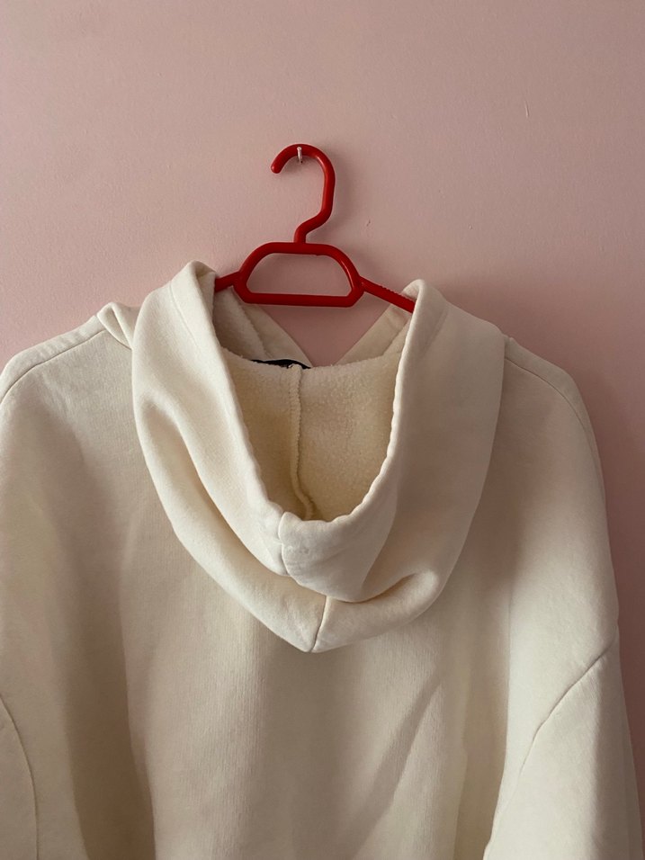 Kadın Beyaz Kapüşonlu Sweatshirt - Görsel 4