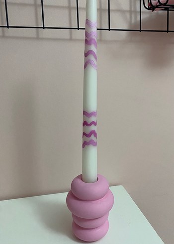 Beden Pembe Pastel Mumluk ve Dalgalı Mum