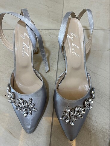 Stiletto taşlı