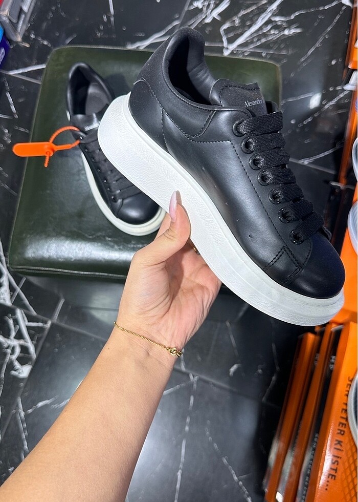 Alexander Mcqueen 36-40 numara arası - Görsel 3