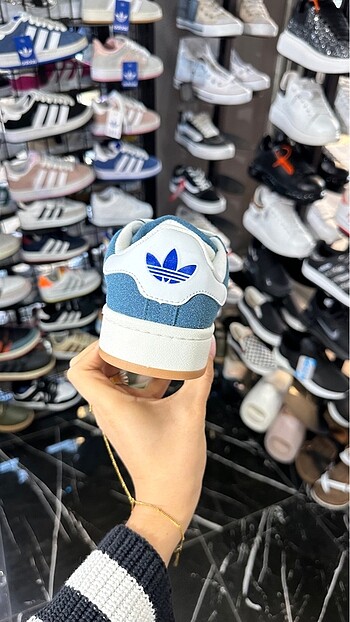 36 Beden mavi Renk Adidas 36-40 numara arası