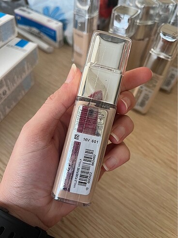 Beden Renk L'Oreal Paris True Match Bakım Yapan Fondöten 2R2C Rose Vanilla