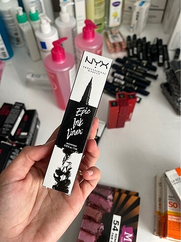 Nyx Siyah Eyeliner - Epic Ink Liner Black waterproof suya dayanı