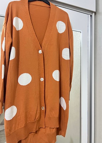 Düğmeli uzun ince triko hırka - Görsel 2