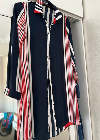 Çizgili Uzun Kollu Düğmeli Kadın Gömlek - Görsel 4