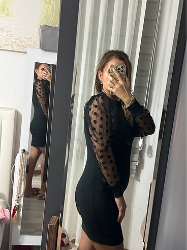 m Beden Kolları tül elbise
