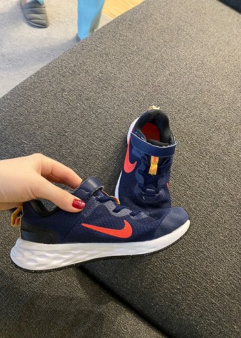 Nike Erkek Çocuk Spor Ayakkabı
