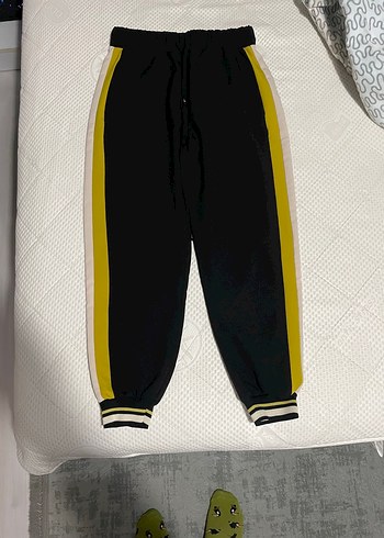 Zara Siyah Sari Seritli Rahat Jogger Esofman Alti Xs