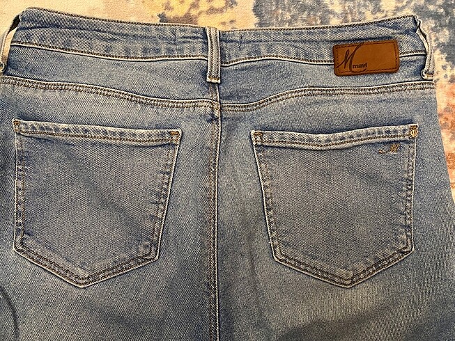 28 Beden Mavi jean