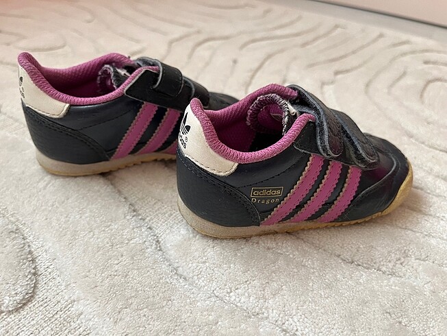 Adidas spor ayakkabı