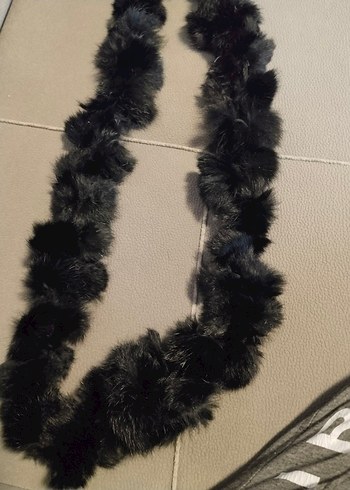 Siyah Uzun Kürk Detaylı Kadın Atkı - Görsel 4