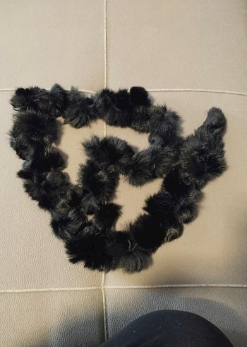 Siyah Uzun Kürk Detaylı Kadın Atkı - Görsel 3