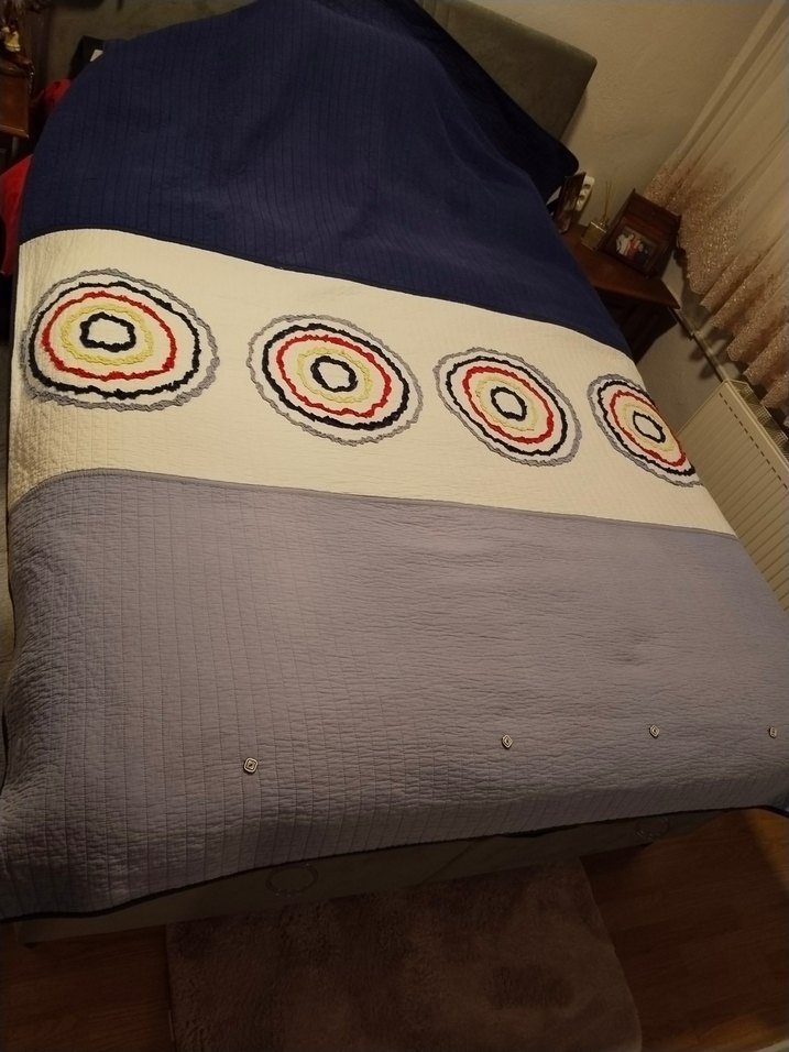 Nakışlı Çok Renkli Gri Yatak Örtüsü - Görsel 4