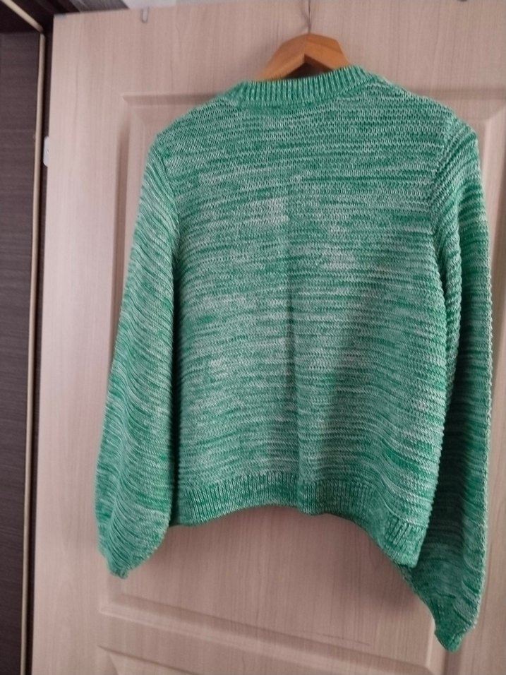 V Yaka Yeşil Kısa Triko Hırka - Görsel 2