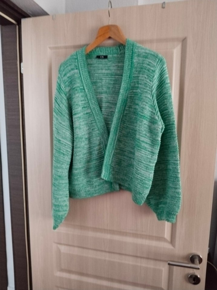 V Yaka Yeşil Kısa Triko Hırka - Görsel 5