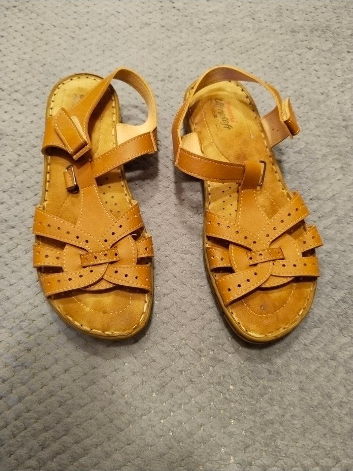 Bej Dolgu Topuklu Kadın Sandalet - Görsel 4