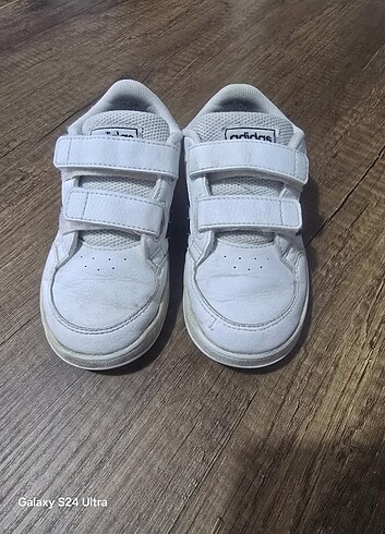 Adidas çocuk spor ayakkabı