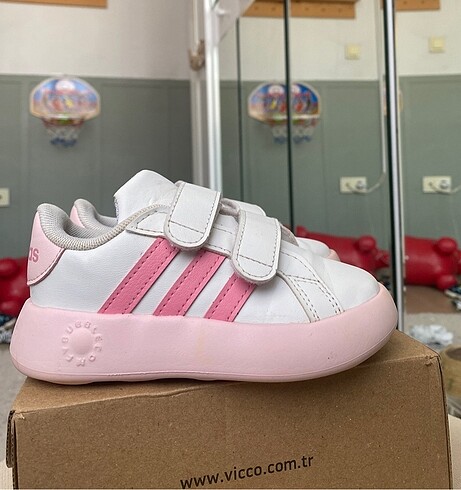 Adidas kız çocuk ayakkabı bubble