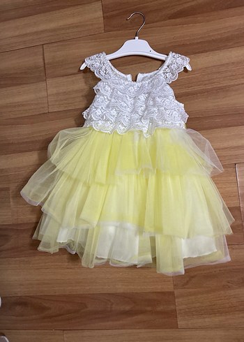 Kız Çocuk Sarı Fırfırlı Nakışlı Elbise - Görsel 2