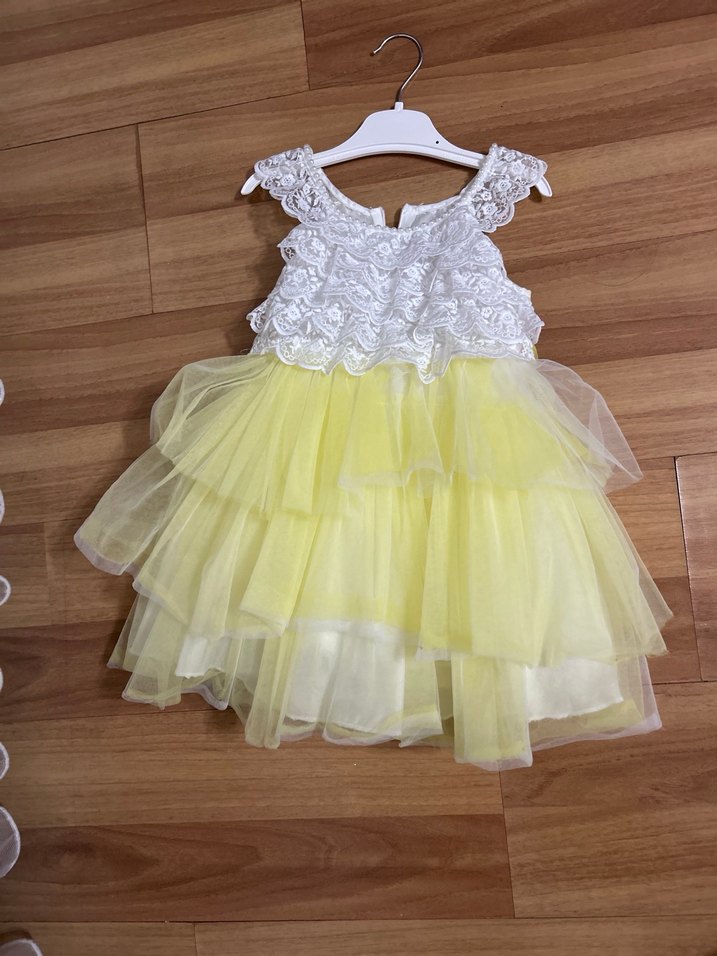 Kız Çocuk Sarı Fırfırlı Nakışlı Elbise - Görsel 2