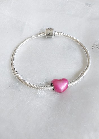 Beden Pandora Metalik Pembe Kalp Charm