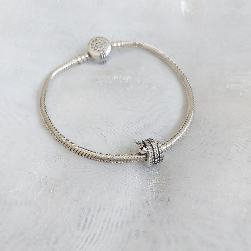 Pandora Şeffaf Taşlı Yılan Charm - Görsel 2