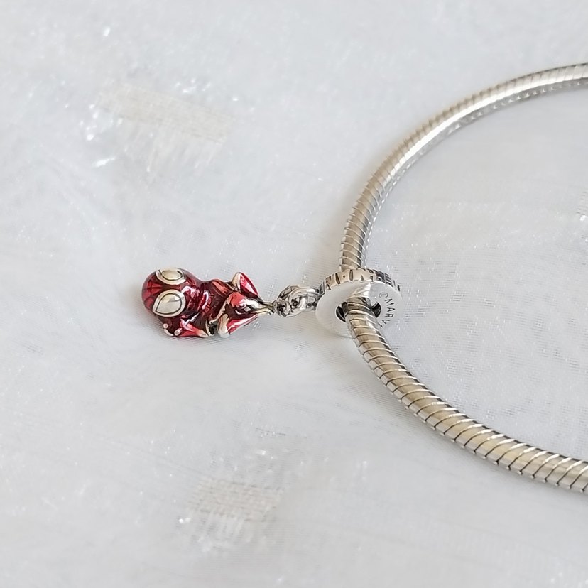 Pandora Spiderman Charm - Görsel 4