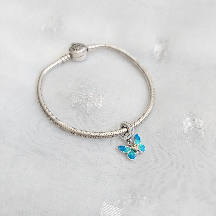 Pandora Mavi Kelebek Sallantılı Charm - Görsel 2