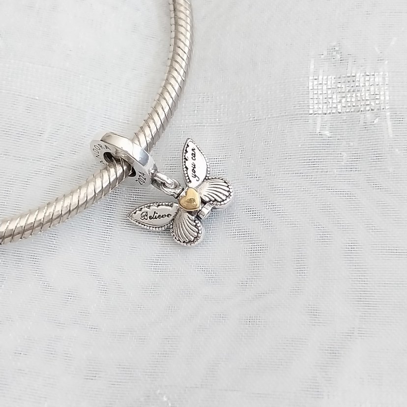 Pandora Mavi Kelebek Sallantılı Charm - Görsel 4